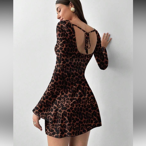 Leopard Print Flare Sleeve Mini Dress NEW 🏷️ - Picture 5 of 5